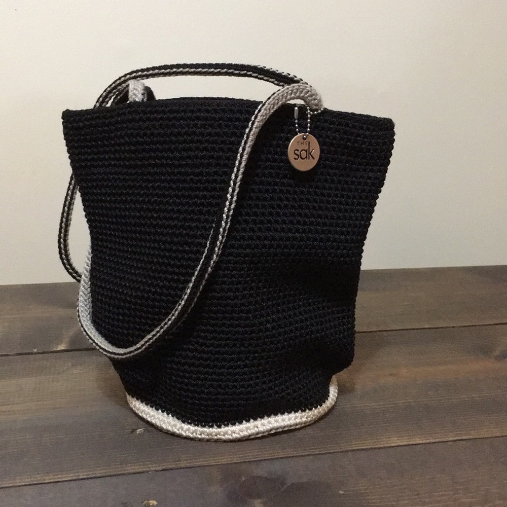The Sak Black Gray Round Crochet Purse - Picture 4 of 8